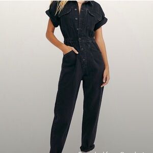 Marci Point Collar Button Front Short Sleeve Utility Jumpsuit - SIZE MEDIUM